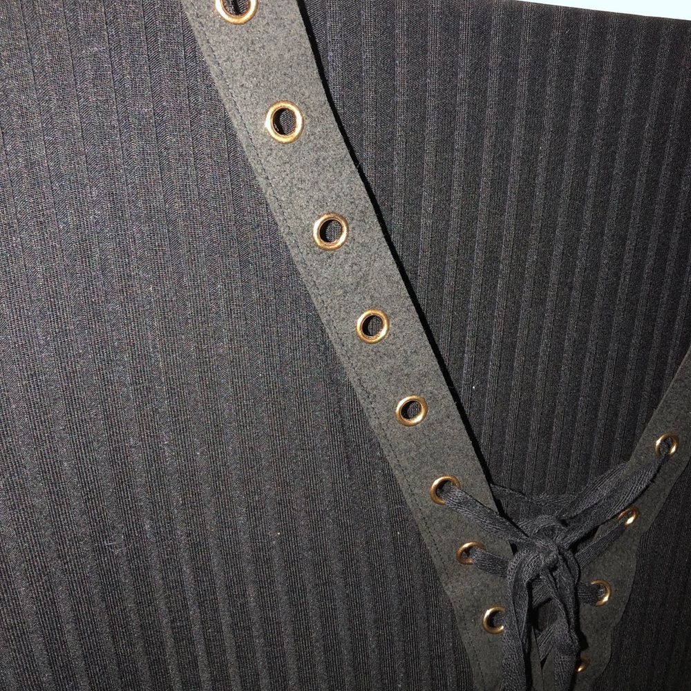 Black ribbed dress
